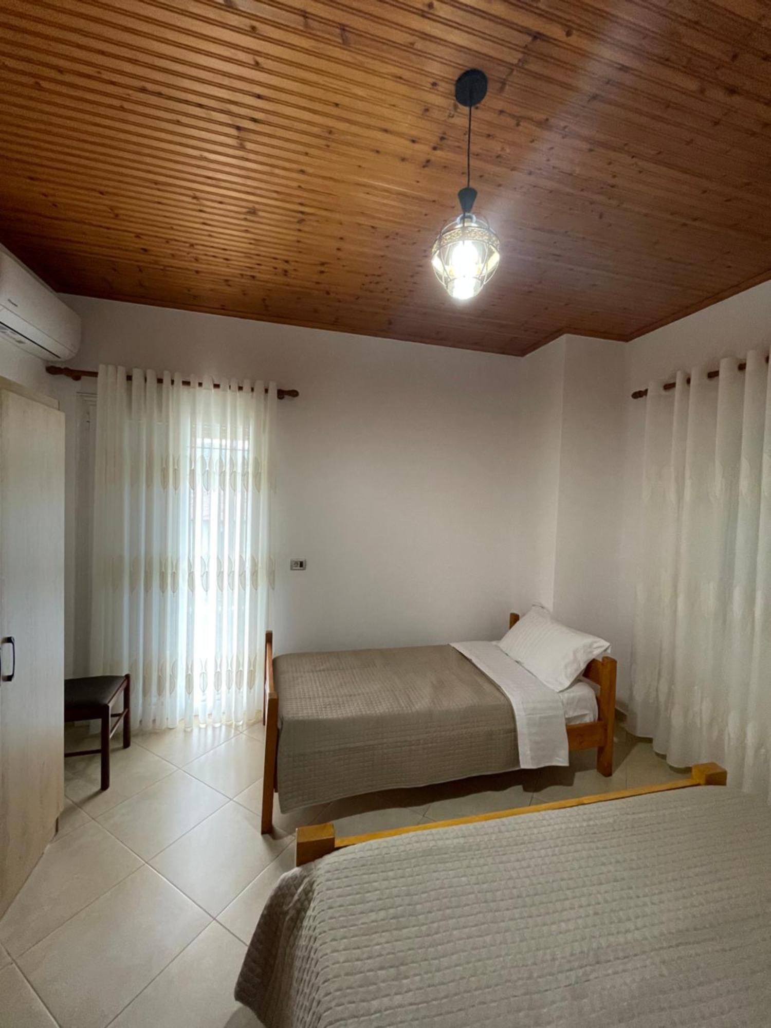 Rent Rooms Sakolli Berat Exteriér fotografie