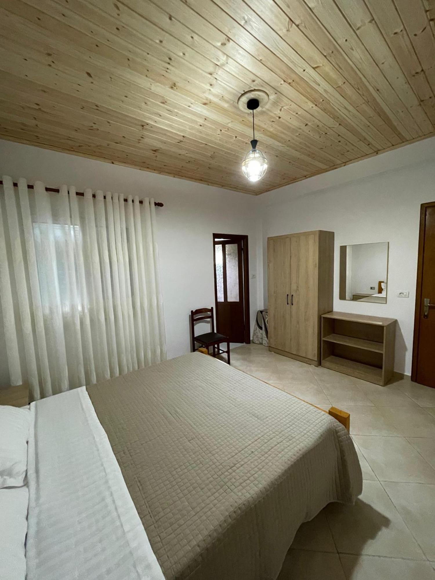 Rent Rooms Sakolli Berat Exteriér fotografie